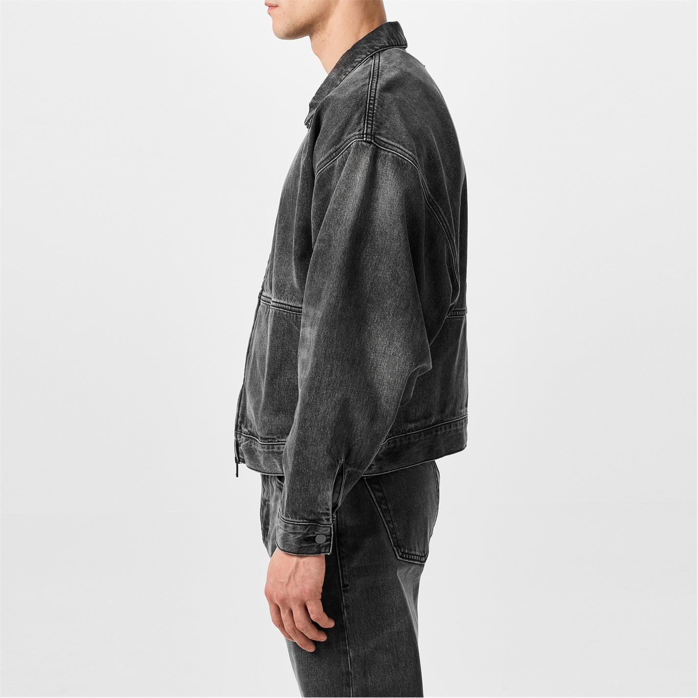 Fear of God Essentials Men's Trucker Cotton Faded Wash Denim Jacket - Detail 5